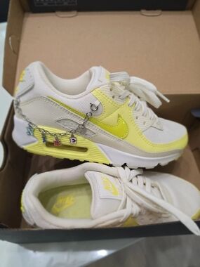 Nike Air Max 90 Sneakers in Cream and Neon Yellow 6.5